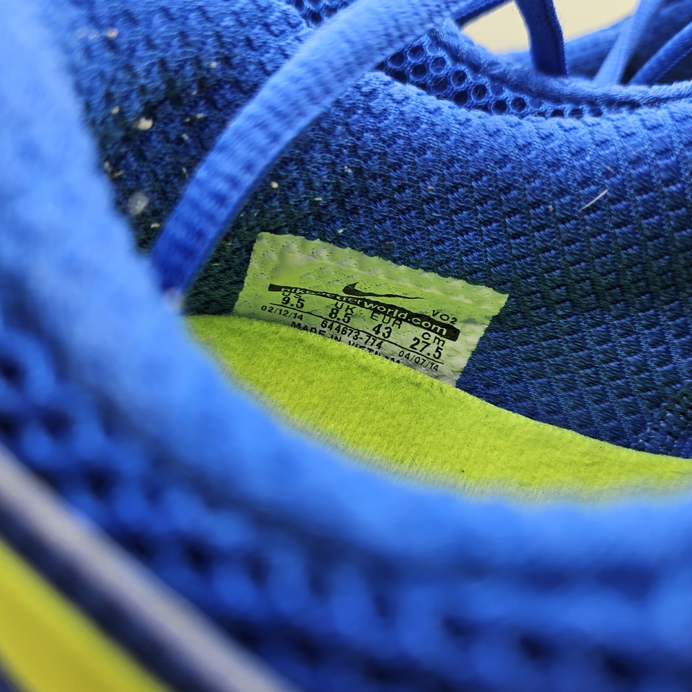 Nike Blue and Neon Green Sneakers.      excellent conditions - Picture 5 of 5